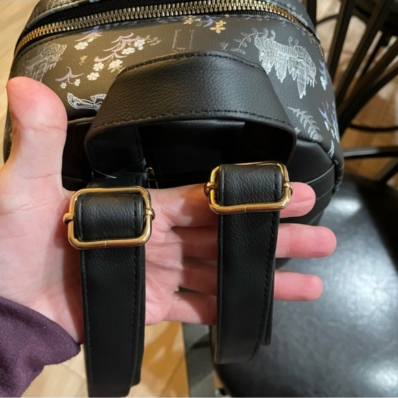 Harry Potter | Floral Hogwarts Icons Mini Backpack - Picture 3 of 9